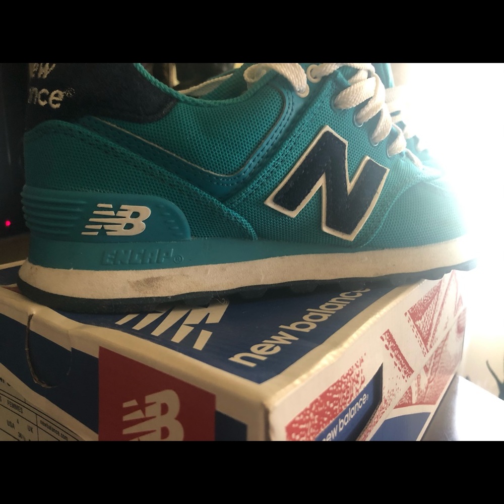 Women’s New Balance Sneakers - Picture 2 of 4